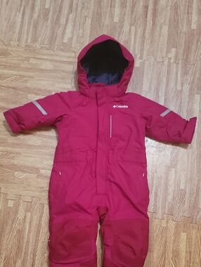 Columbia Bright Pink Toddler Snow Suit with Hood 12-18m